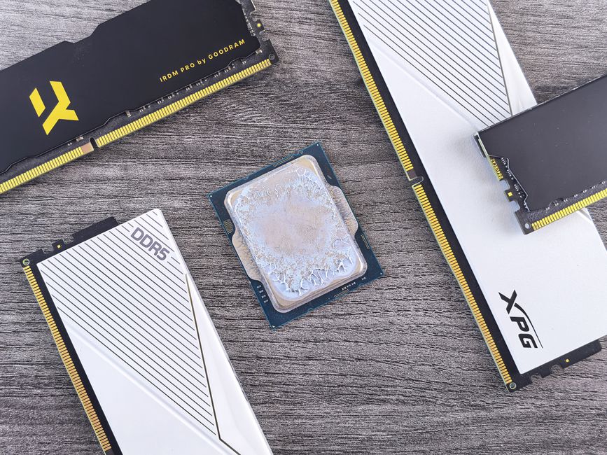 Thermal Paste vs Thermal Pads: Where Each Belongs